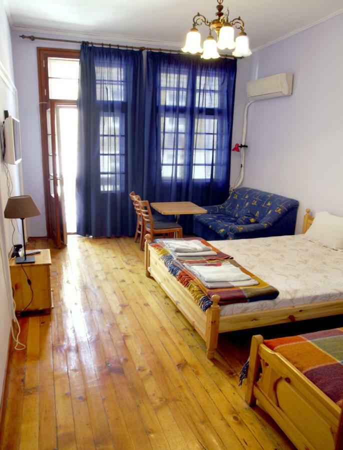 Guest house Interhost Guest And *